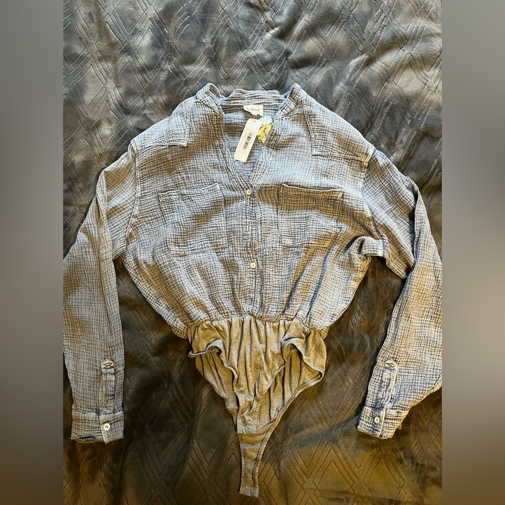 Peach Love Blue Bodysuit Size L